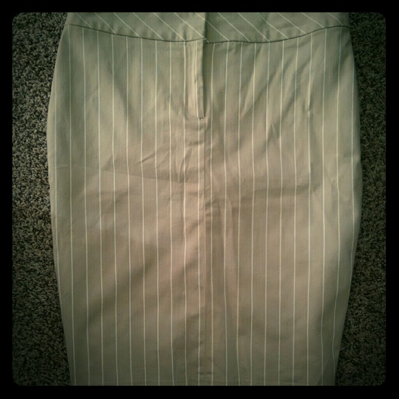 H&M Pencil Skirt