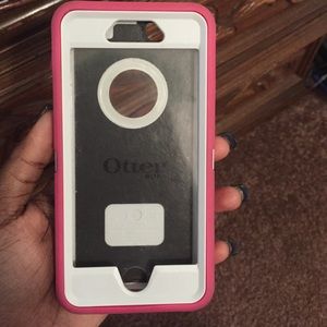 Pink otter box IPhone 6