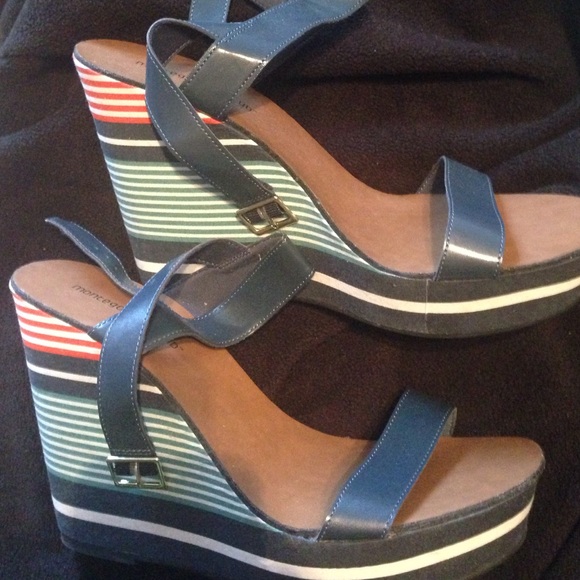 Wedge sandals