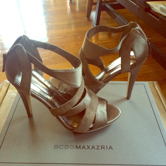 BCBGMaxAzria Shoes - BCBG Rosalind heel