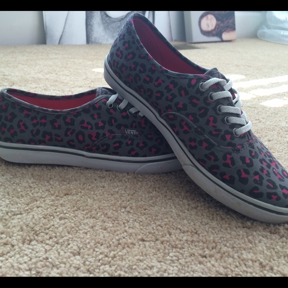 Pink/grey cheetah print vans