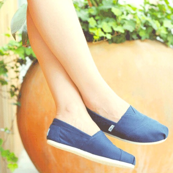 Original Dark Blue Toms