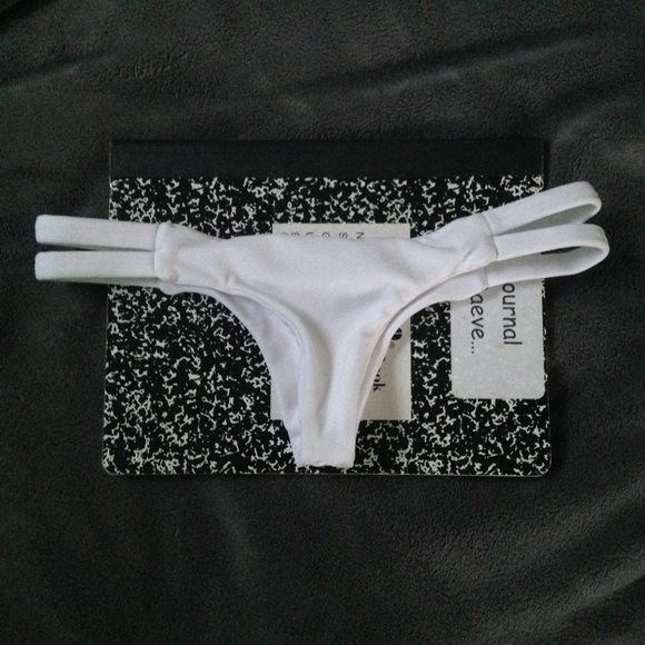 SOLD - Picture 4 of 4