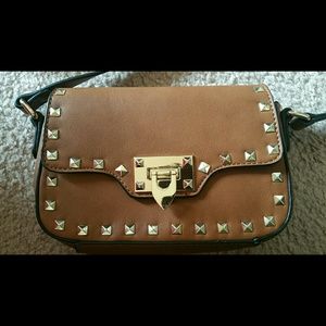 Charming Charlie crossbody purse handbag