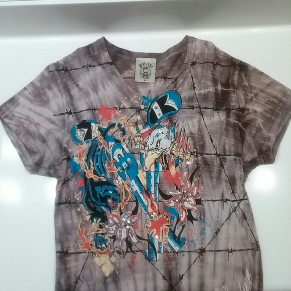 Men's Bulzeye V-Neck T-Shirt - Picture 1 of 4