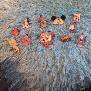Disney pins