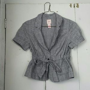 Gray shortsleeve tie waist jacket