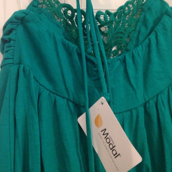 Green Halter Dress w/ Pretty Lace Detail-Sz S-NWT - Picture 4 of 9