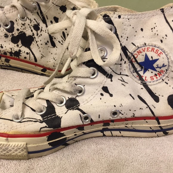 White Converse hight tops