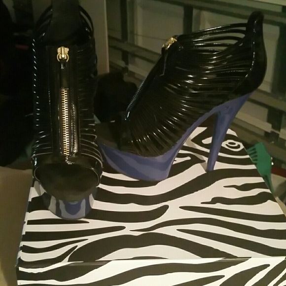 Heels shoes - Picture 1 of 1