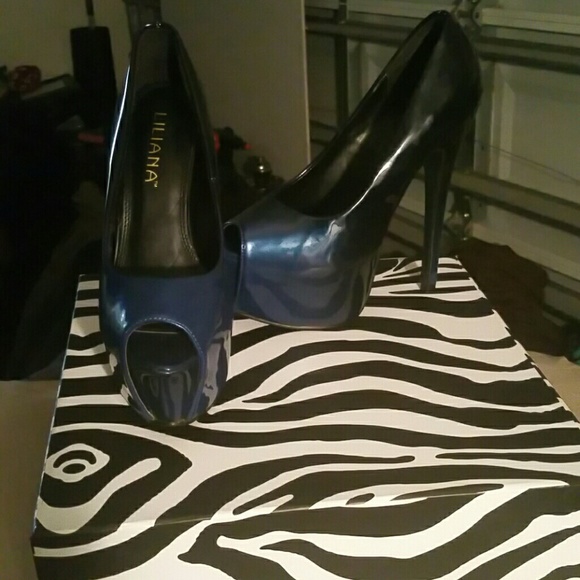 Blue to black heels - Picture 1 of 2