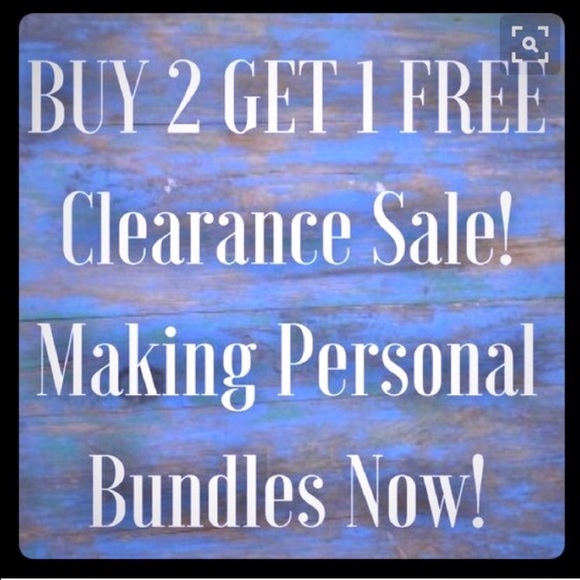 🆑🔥 BLACK DRESS WITH POPS OF ORANGE - Picture 4 of 4