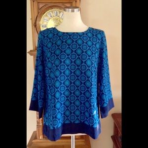 NWT stunning shirt by LOFT!