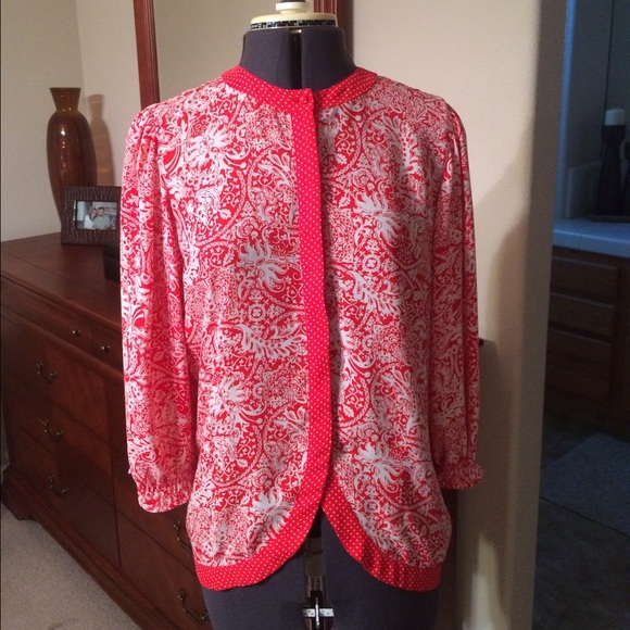 Vintage Tops - Vintage Red Print Top