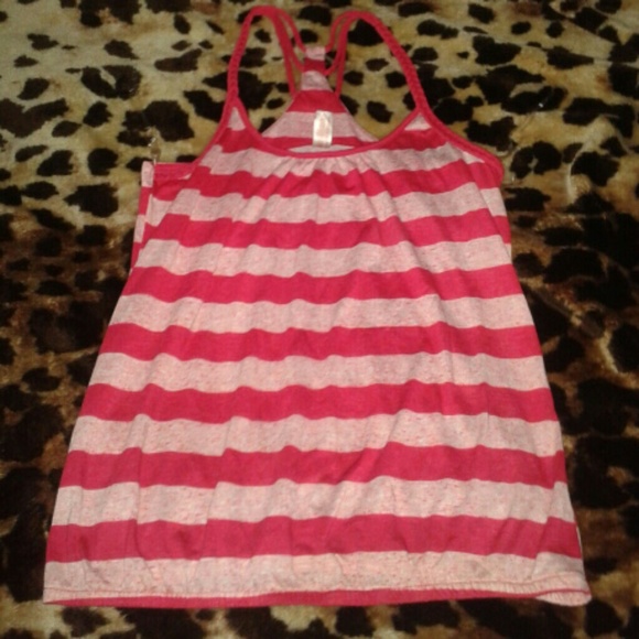 (Sold in bundle) Summer top!!!