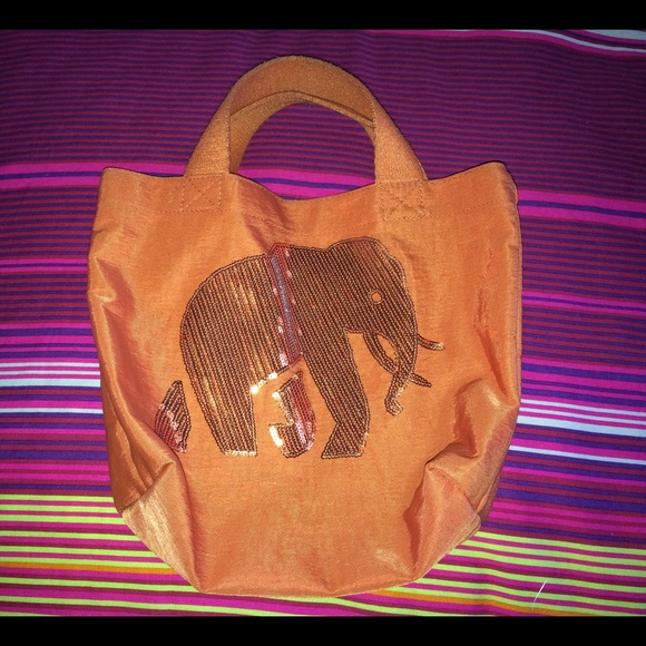 Banana Republic Handbags - Small tote!