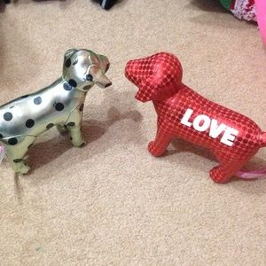 Victoria's Secret dogs