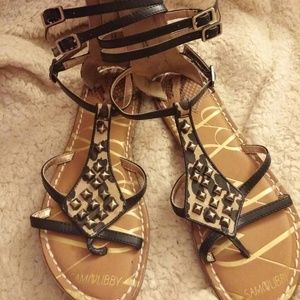 Flat Sandal