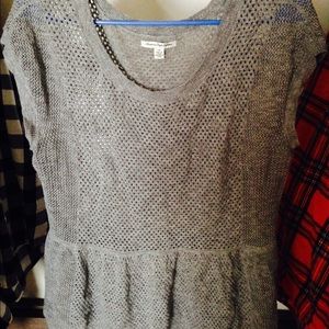 American Eagle grey peplum top.