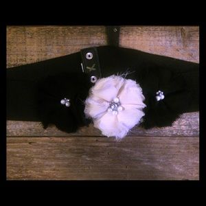 Black & White Floral Stretchy Belt