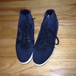 Nike airs