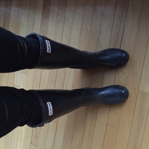 Hunter Boots - Hunter authentic black sparkle rain boot! Worn 1x