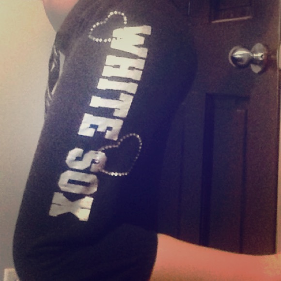 PINK white sox sweat capris!