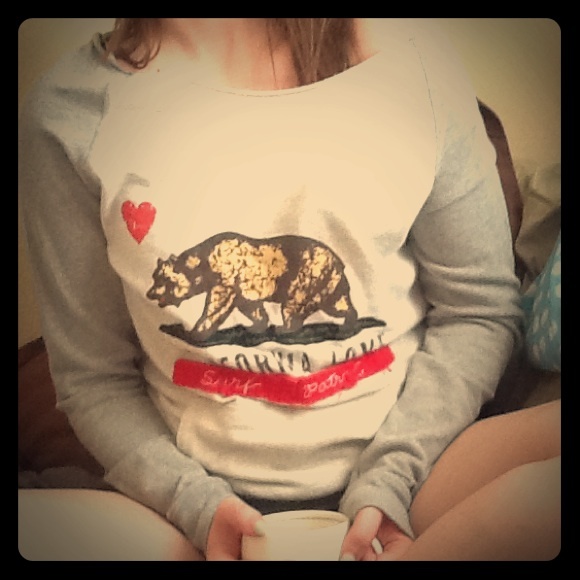 California love sweatshirt