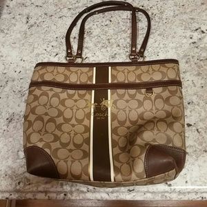 Sold Coach Signature tote bag