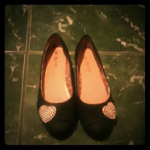 Pretty black flats