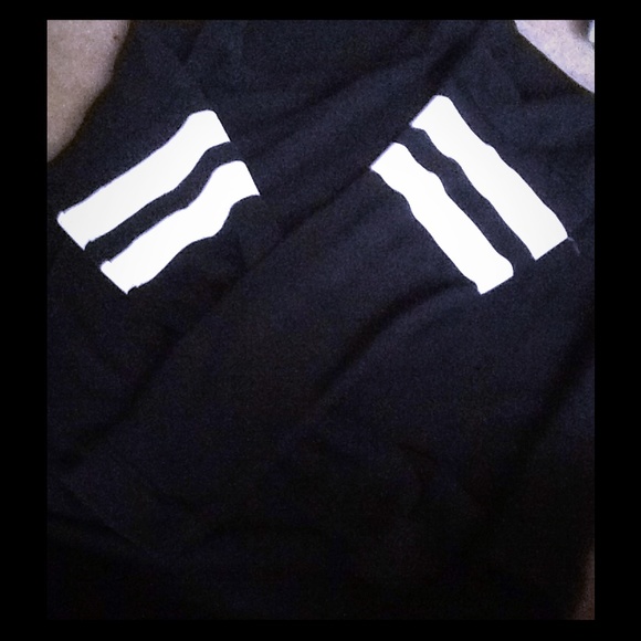 Sweatshirt from forever 21 !