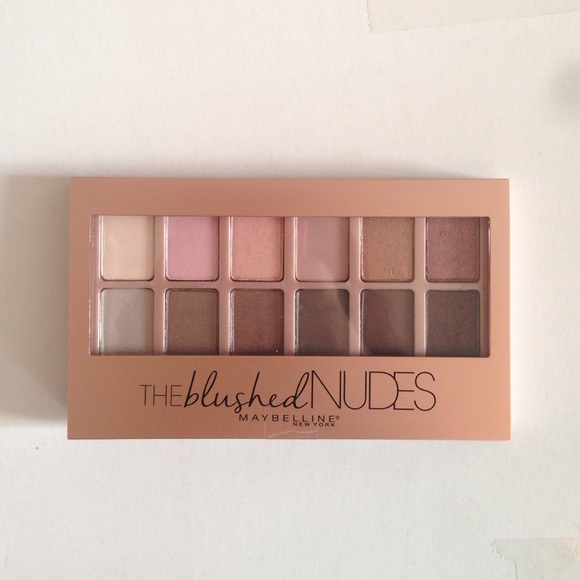 The blushed nudes by maybelline
