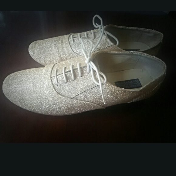 Shoes - Metallic Shoes