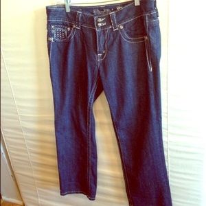 Miss Me Capris, NWOT