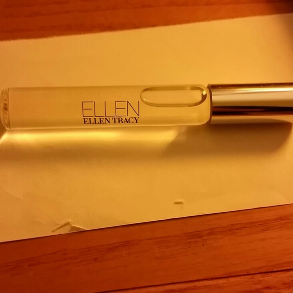 ELLEN TRACY  cologne