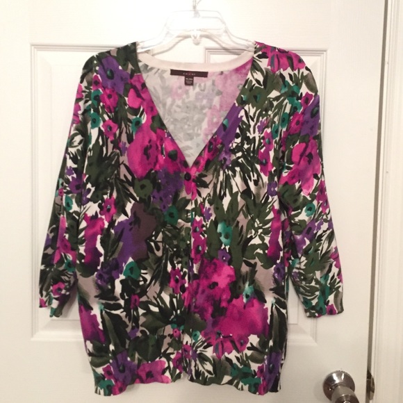 Fever XL floral print sweater.