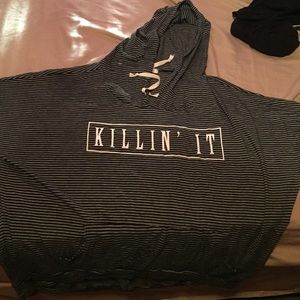 Killing it 3/4 slouchy top!