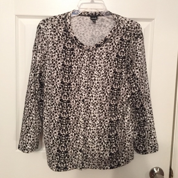 Rafella XL gray, black & white cheetah sweater.