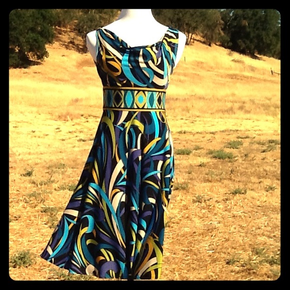 Maggie London Dresses & Skirts - Maggie London Dress