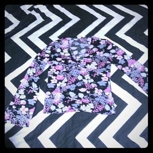 🌸🌷Floral Print Top🌷🌸