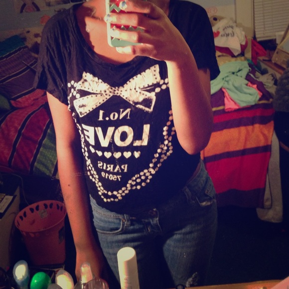 Black love shirt