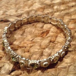 Elegant light emerald stone stretchy bracelet