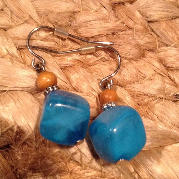 Turquoise dangle earrings
