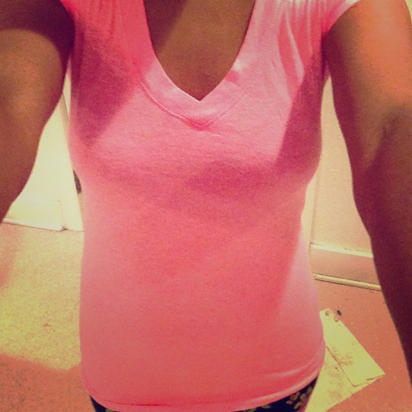 Pink V neck t-shirt