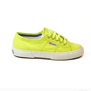 Superga Classic sneakers in Neon , size 6.5 NWT