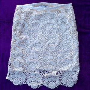 Lace mini skirt 🎉🎉HP🎉🎉