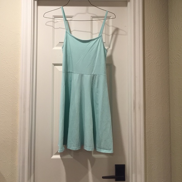 SOLD Mint dress - Picture 3 of 4