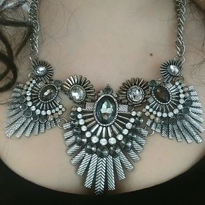 Statement necklace