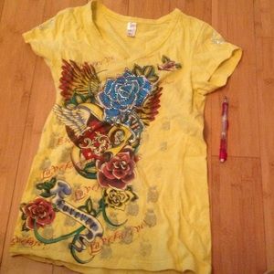 Tee shirt