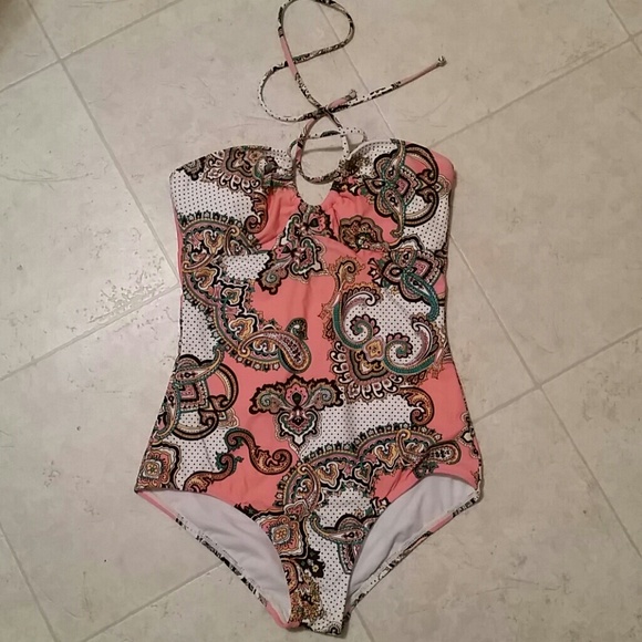 Bathing suit